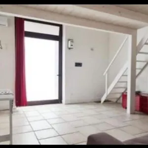 maestrale-holiday-home.lecce-hotels.com/